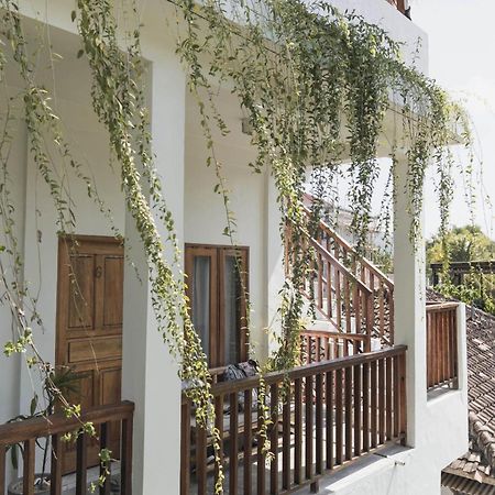 Nalua Surf Boutique Hotel Kuta  Dış mekan fotoğraf